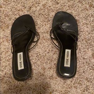 Strappy summer heals